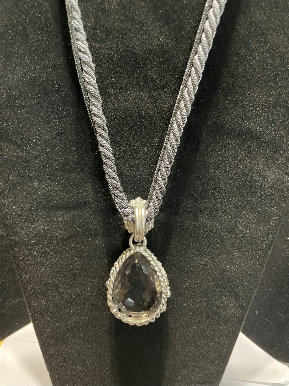 Silver Teardrop Black Pendant Necklace.   M’s